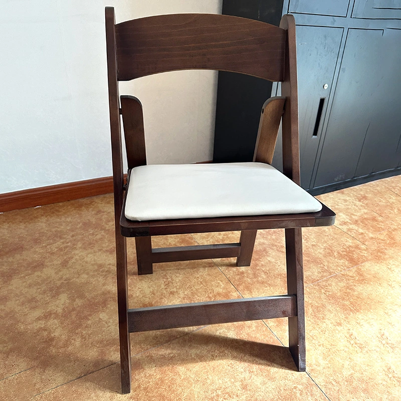Vente en gros chaises en bois haute qualité pliage de salle à manger en bois mariage Chaises