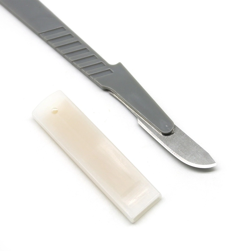 Disposable Carbon Steel Stainless Steel Scalpel Handle Surgical Blade