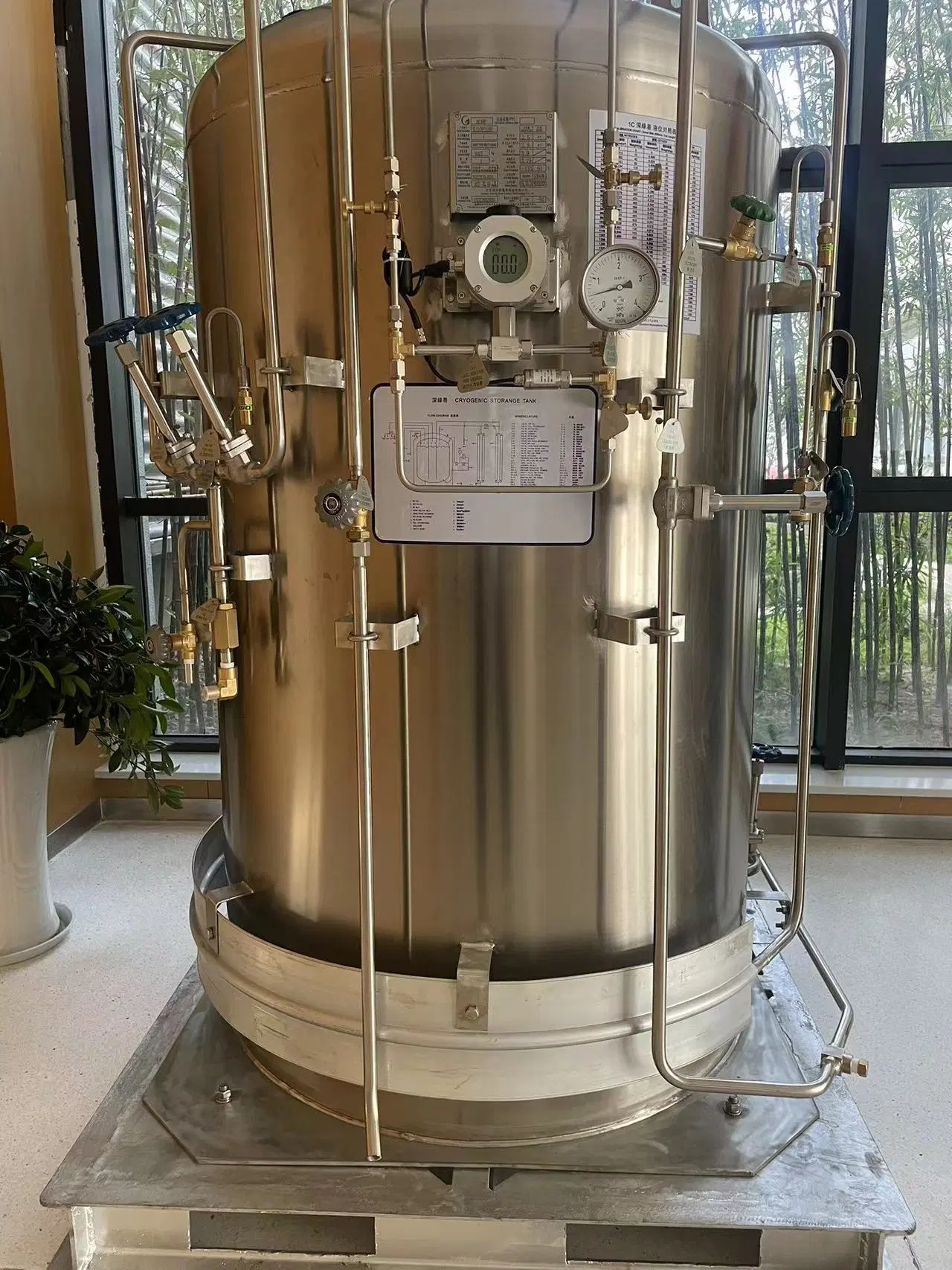 Acero al carbono Mini tanque de almacenamiento criogénico Microbulk cilindro para la Industria del Gas