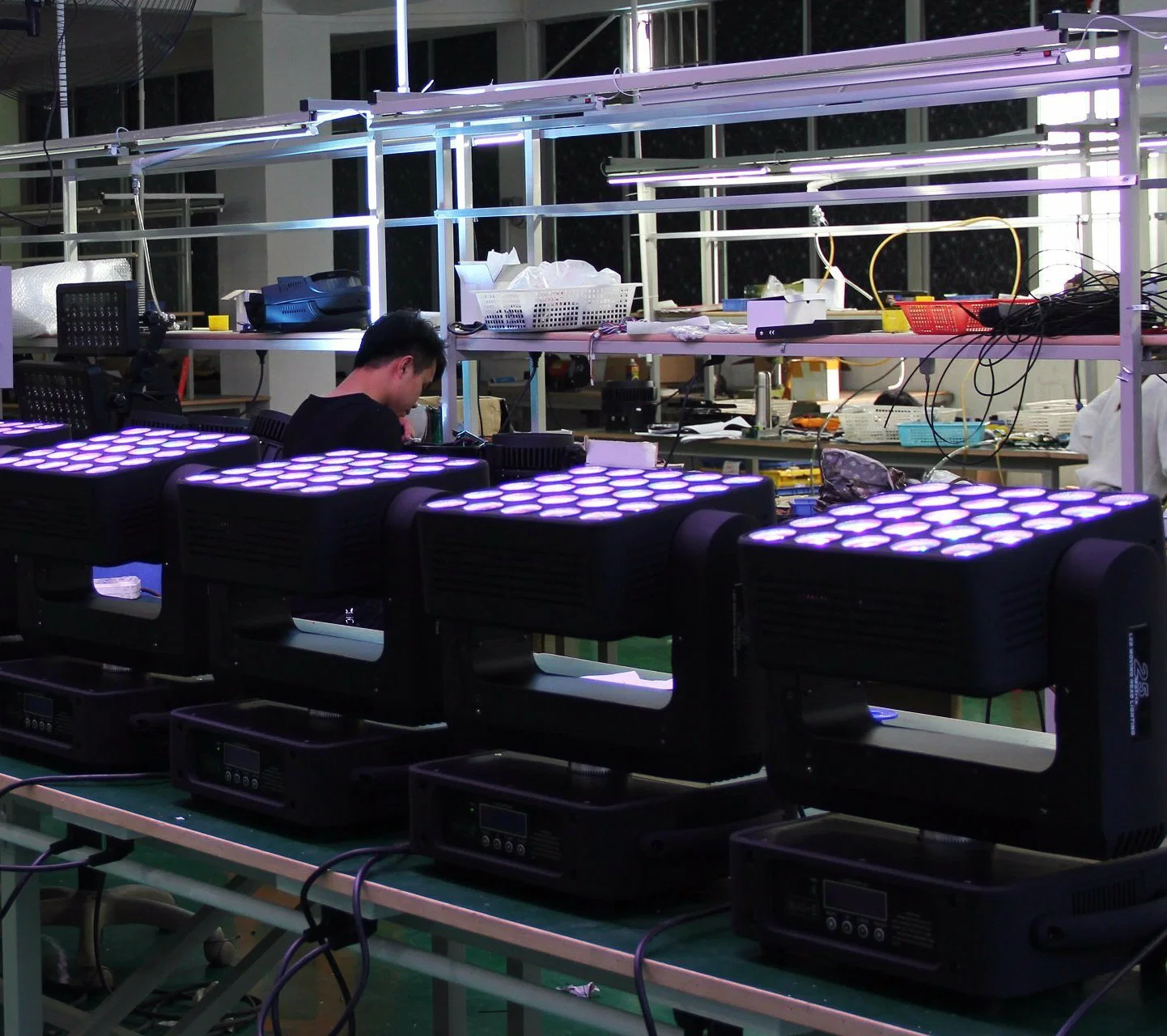 25*15W RGBW 4in1 / White LED Eastsun Matrix Blinder Light