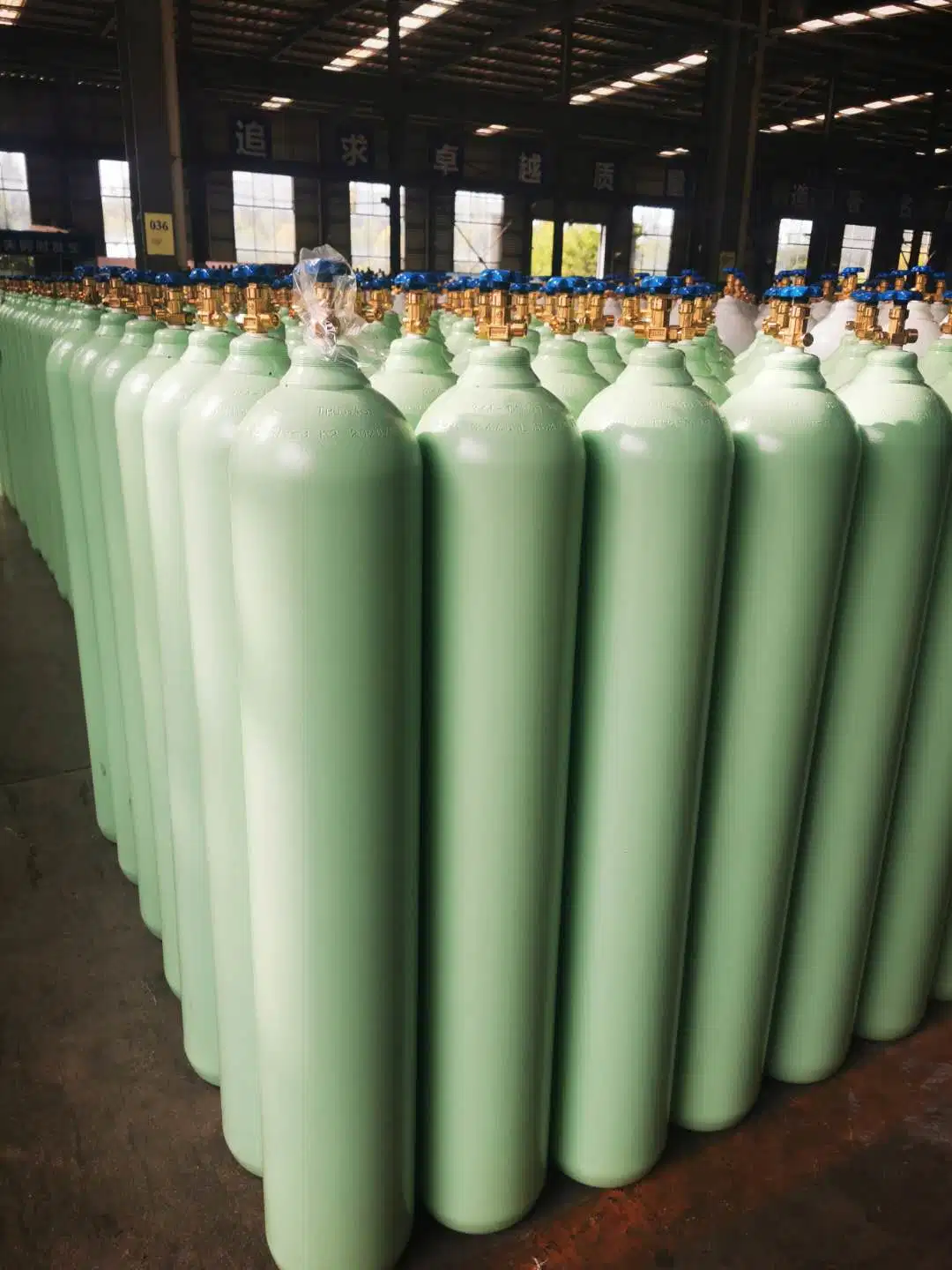 47L Seamless Steel Industrial and Medical Oxygen Gas Cylinder with TUV Test Report