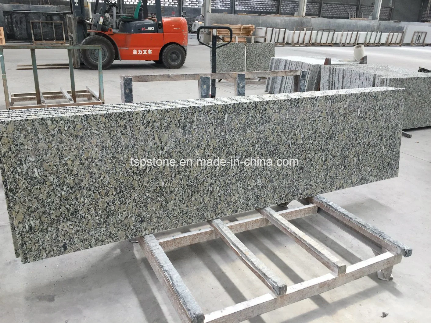 Wholesale/Supplier Cheap Granite Kitchen Countertop for Hotel Projects