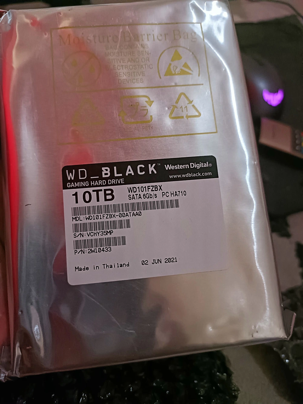 قرص صلب Western Digital Black Disk سعة 10 تيرابايت بسرعة 7200 دورة/ق محرك أقراص ثابتة بسرعة 6 جيجابت/ثانية بسرعة 256 م (WD101FZBX) ومحرك أقراص ثابتة/محرك أقراص ثابتة Wd