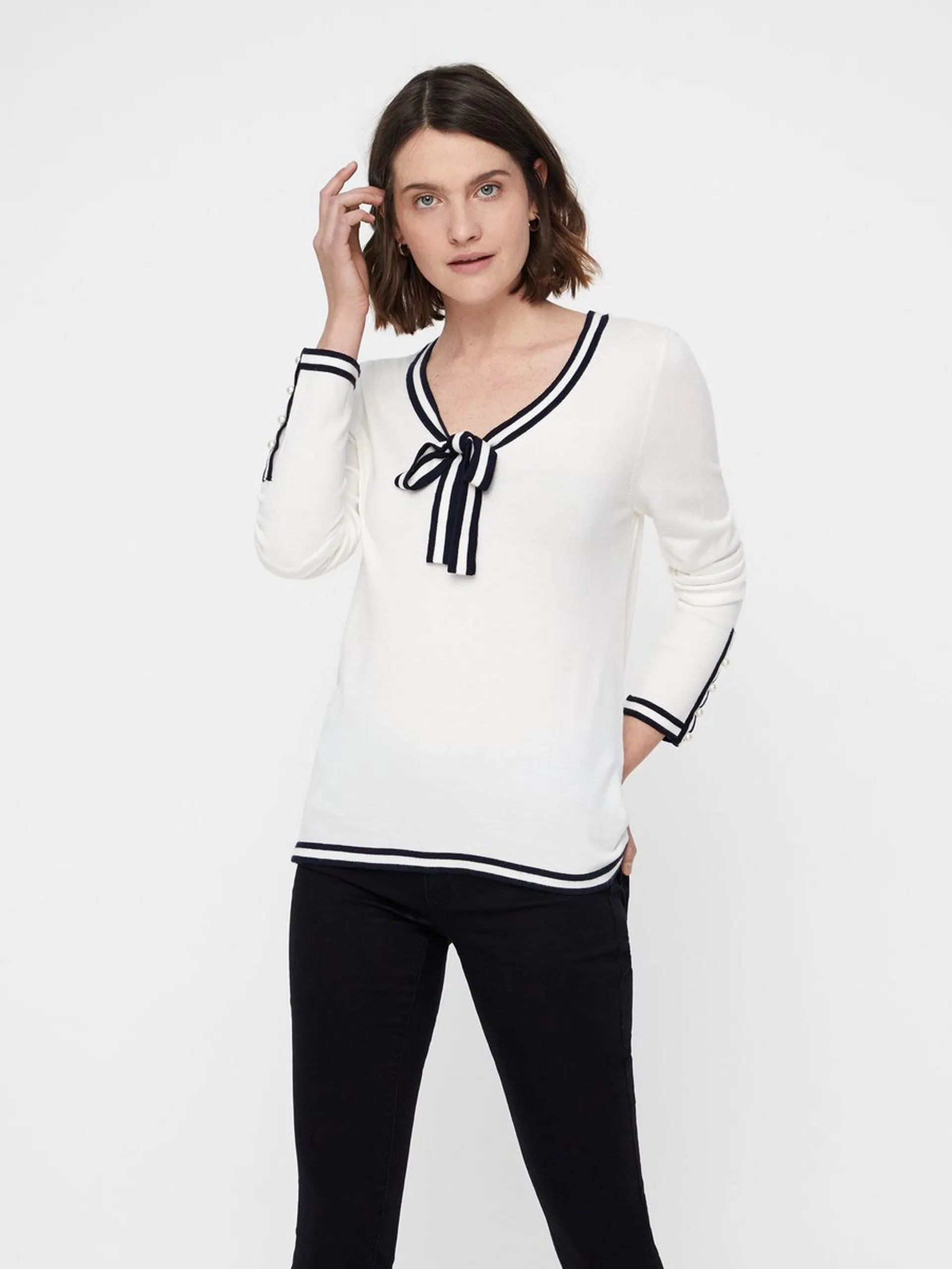 Ladies&rsquor; Round Neck Long Sleeve Fashion Knit Pullover