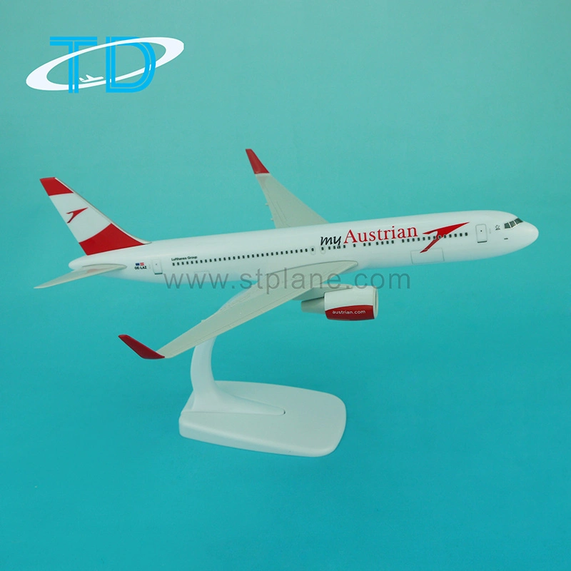 Austrian B767-300 ABS Plastic Boeing 27cm Promotional Model Aeroplane Gift