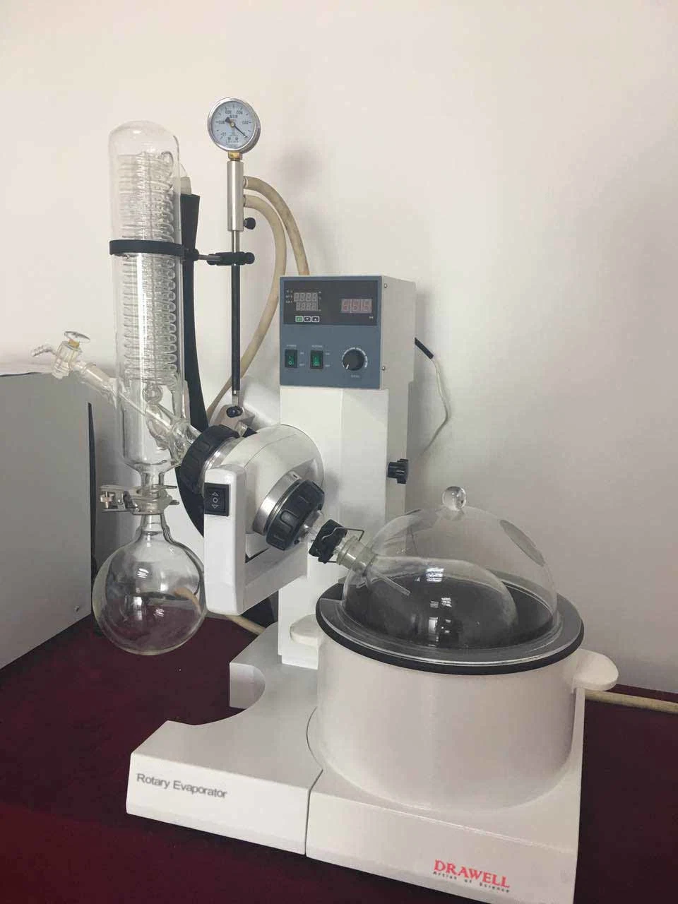 Dw-Re-52CS-1 Auto Control Digital Display Rotary Evaporators Water Bath Evaporator Rotary Evaporator