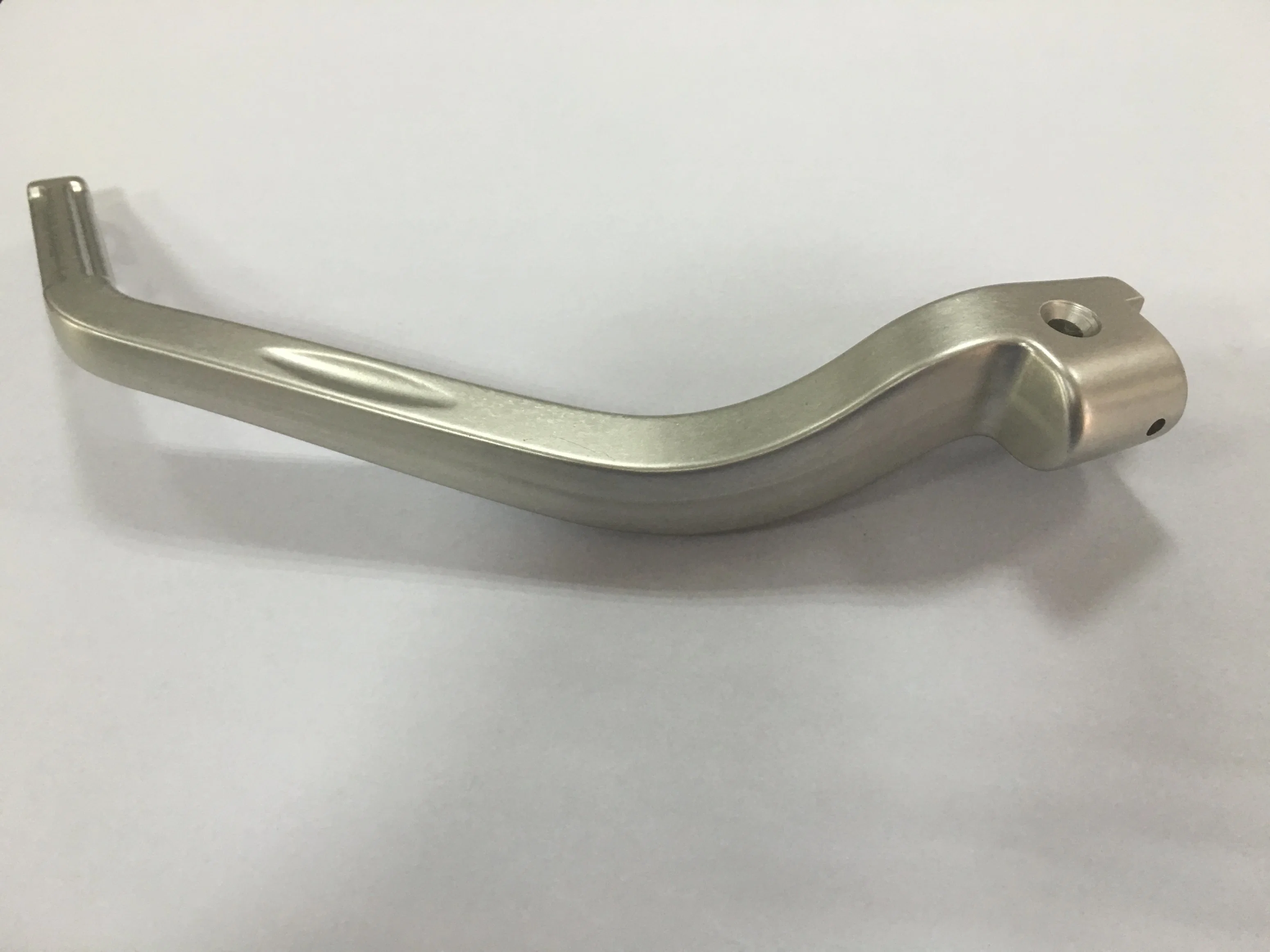 Aluminum Extrusion Profile Forged/Punched/Milling/Turning Car Spare Parts/Machinery/Machining Auto Parts Motorcycle Accessories