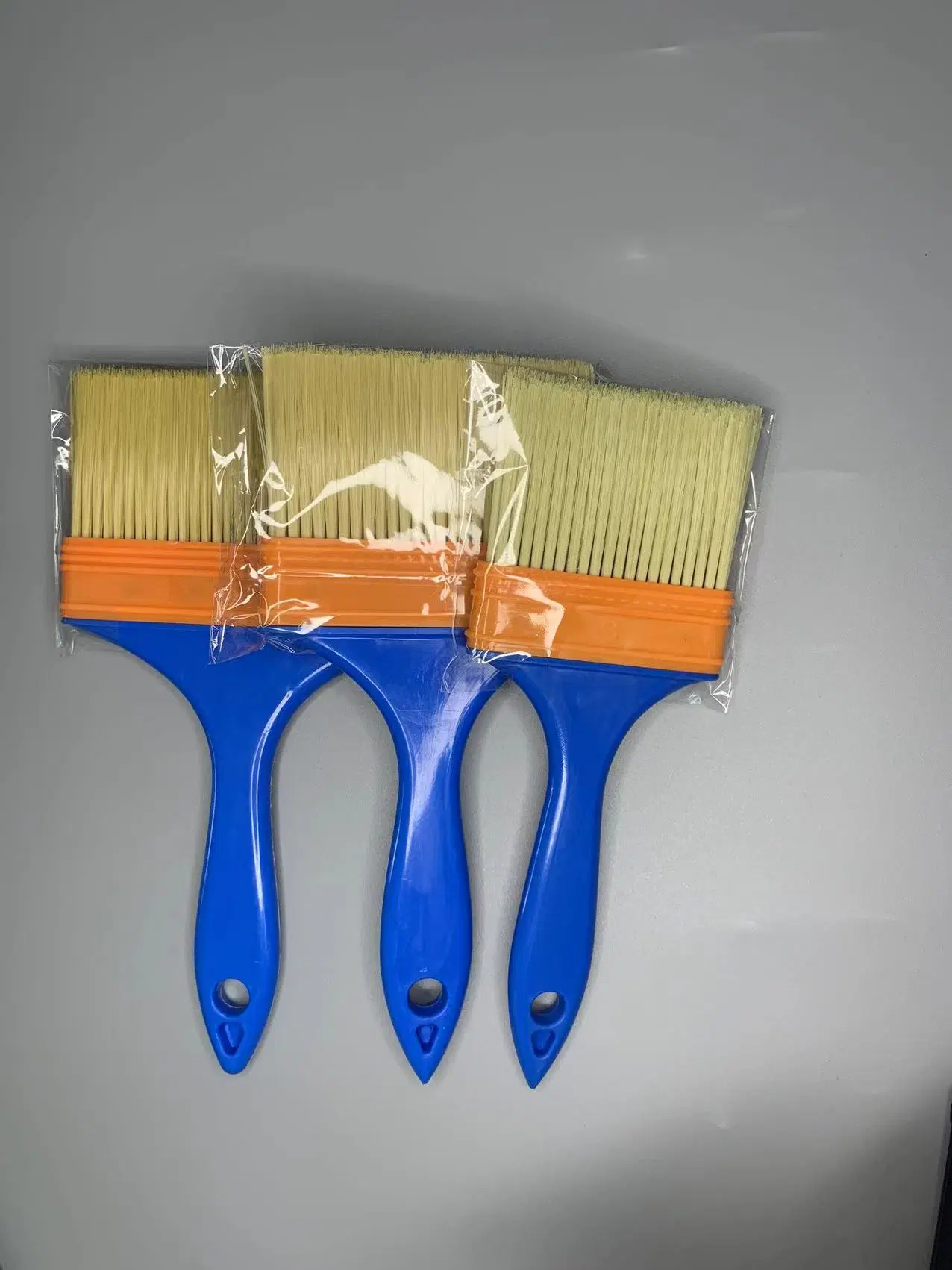 No. 01customized Blue Plastic Handle Plastic Wire Brush 3 Inch for FRP Laminating