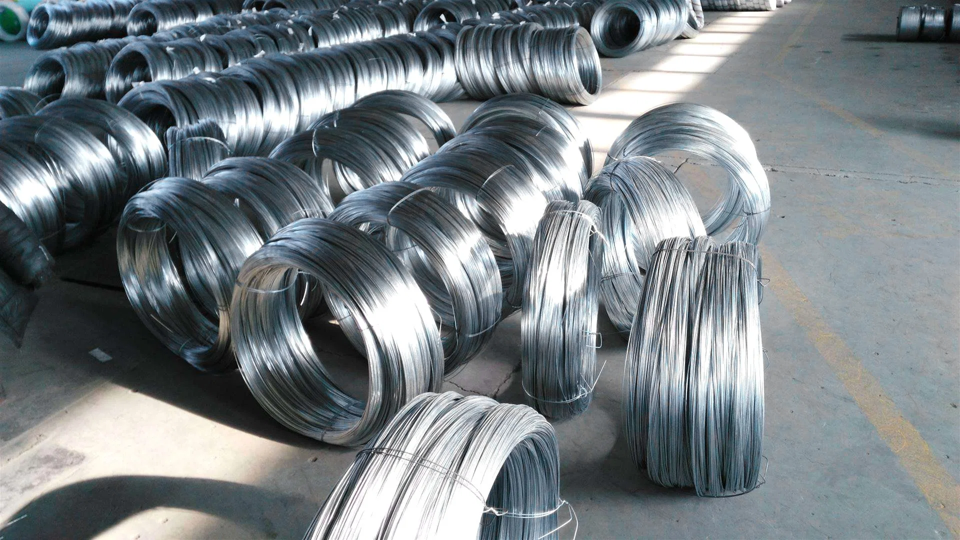 Fábrica directa Venta de alambre galvanizado DIP caliente Electro Hierro galvanizado Cable