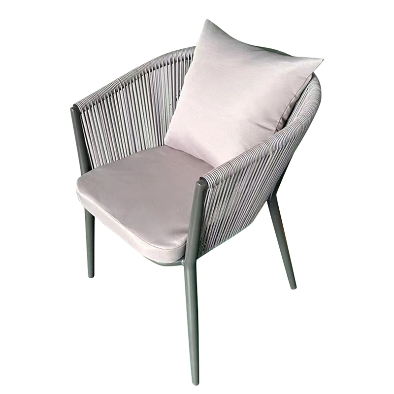 Hot Sell PE Rattan Woven Outdoor Wholesale/Supplier Iron Frame Metal Patio Cafe Garden Dining Chair with Waterproof Cushion