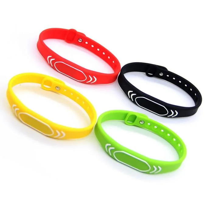 Inventory MIFARE Silicone Wristband RFID UHF Concert NFC Customized Bracele for Concert