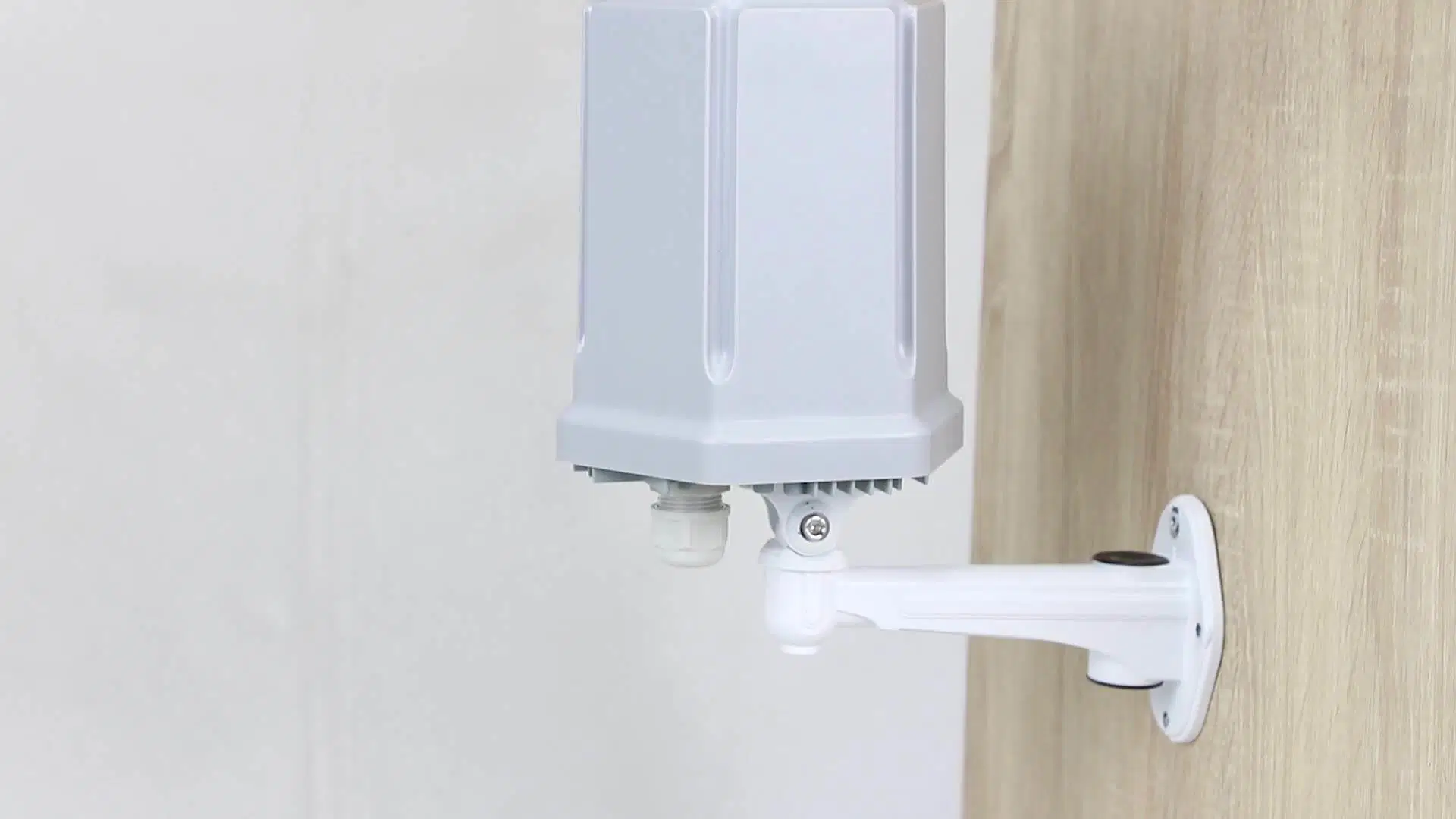 5g Fwa CPE Router with SIM Card Nsa/SA Long Distance Wireless WiFi 6 at Ttl 5g Omni Outdoor CPE