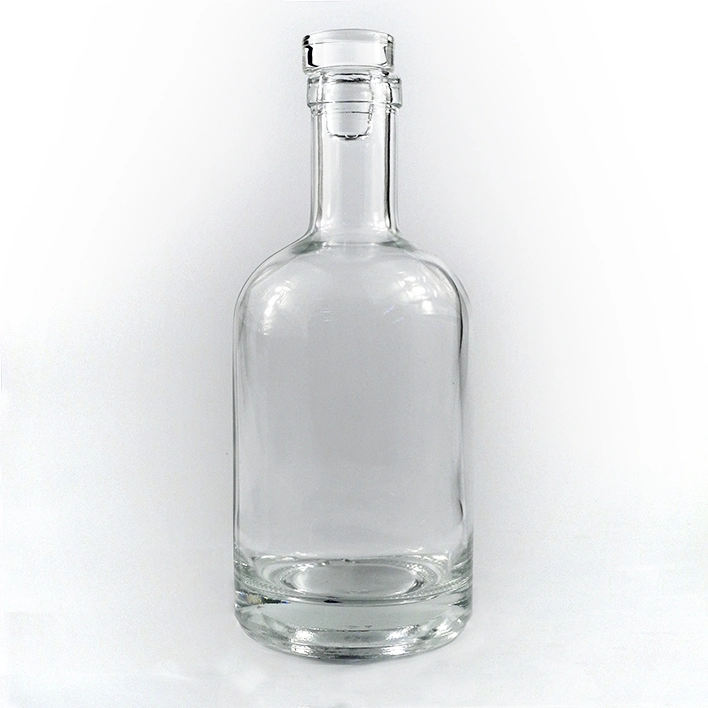 Venta al por mayor en caliente 500ml Diseño personalizado de alta calidad Vodka Whisky Botella de vino de licor Gin Spirit