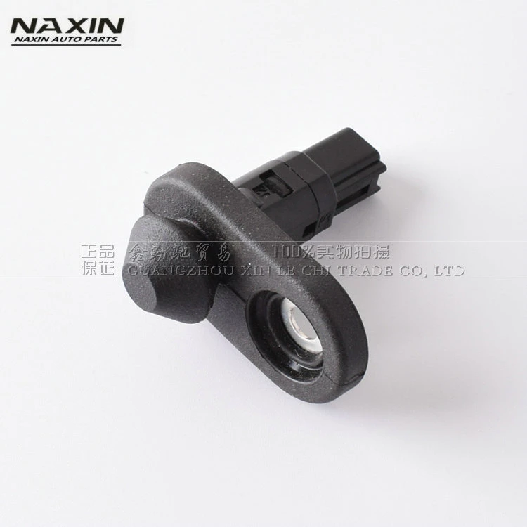 Wholesale/Supplier Automobile Black Door Courtesy Lamp Switch for Toyota