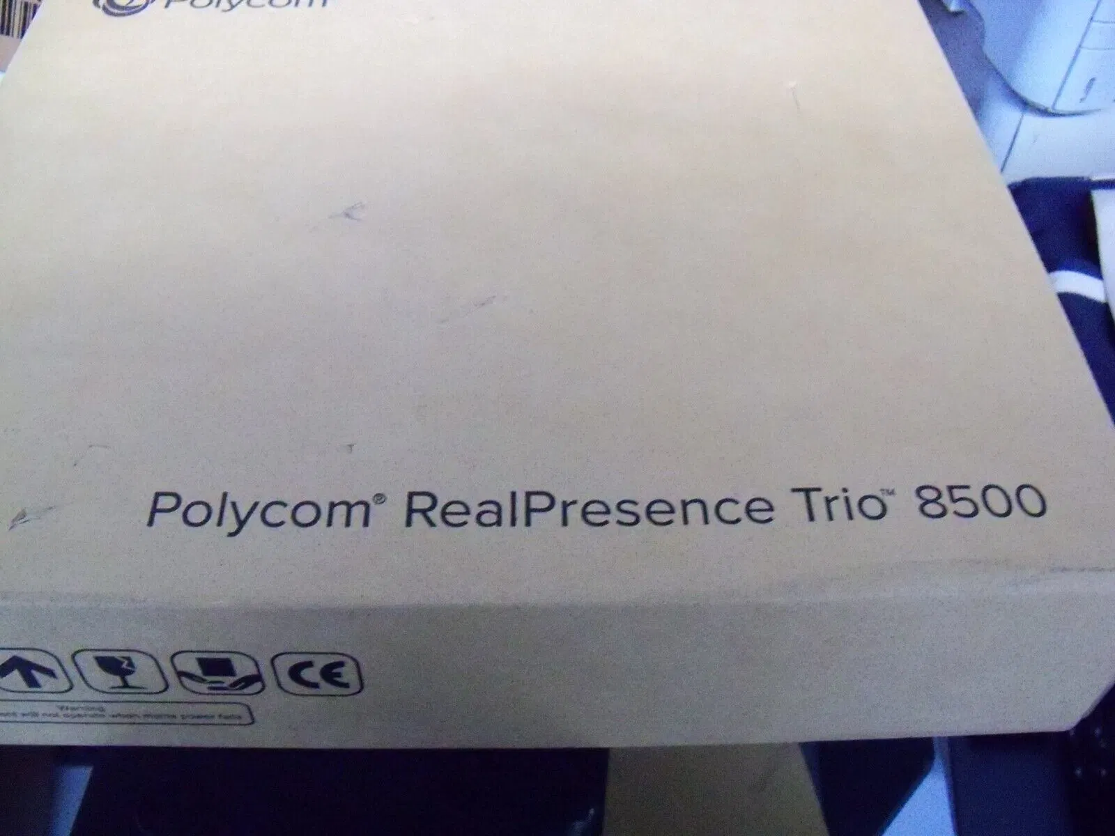 A Polycom Trio 8500 IP Conference Phone 2200-66700-019 Novo