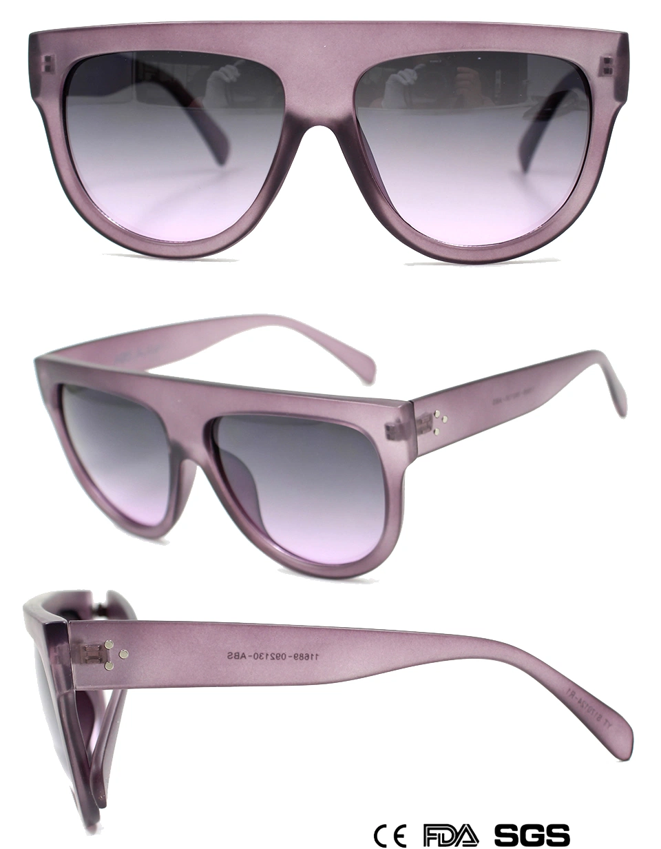 Fashion Sunglasses Custom Logo Sunglasses with Ce and FDA (M11689)