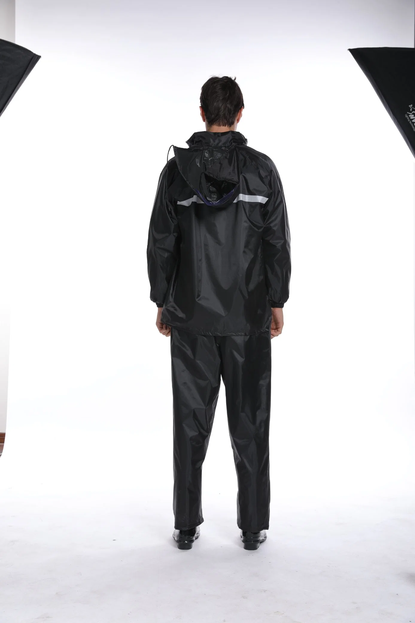 Wholesale/Supplier Waterproof Raincoat Workwear with Reflective Strip Safety Vest Work Suit