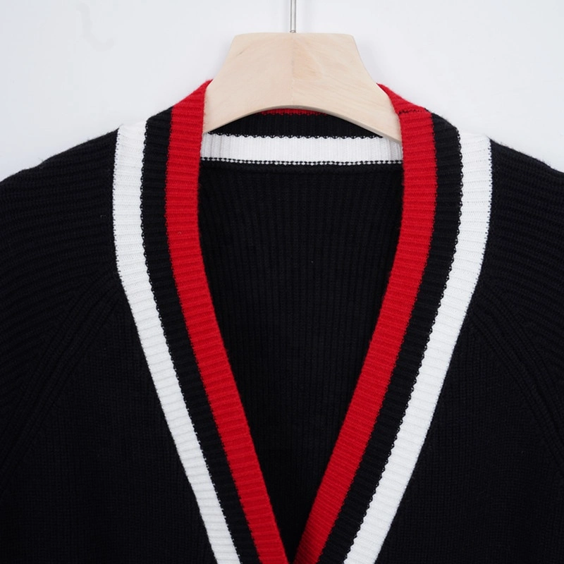 Venta caliente V Botón chicas Manga Larga cuello Cardigan Suéter de moda