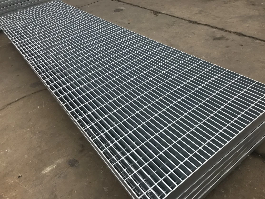 Chinese Factory Supply Heavy Duty Permanent Steel Grating for Construction Building
