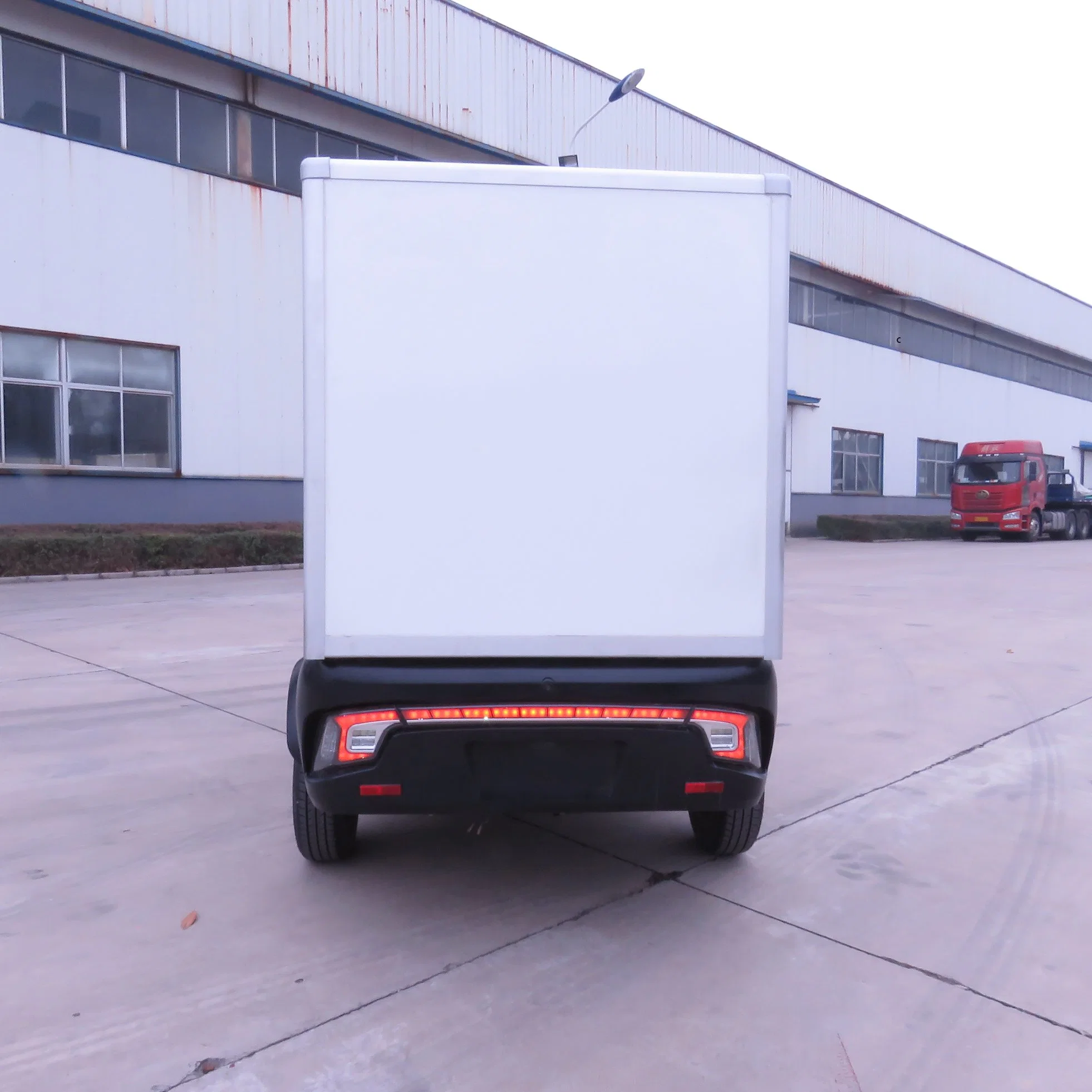 4000W/4kw Goods Delivery Electric Motor Mini Cargo Truck Van with 4 Wheeler