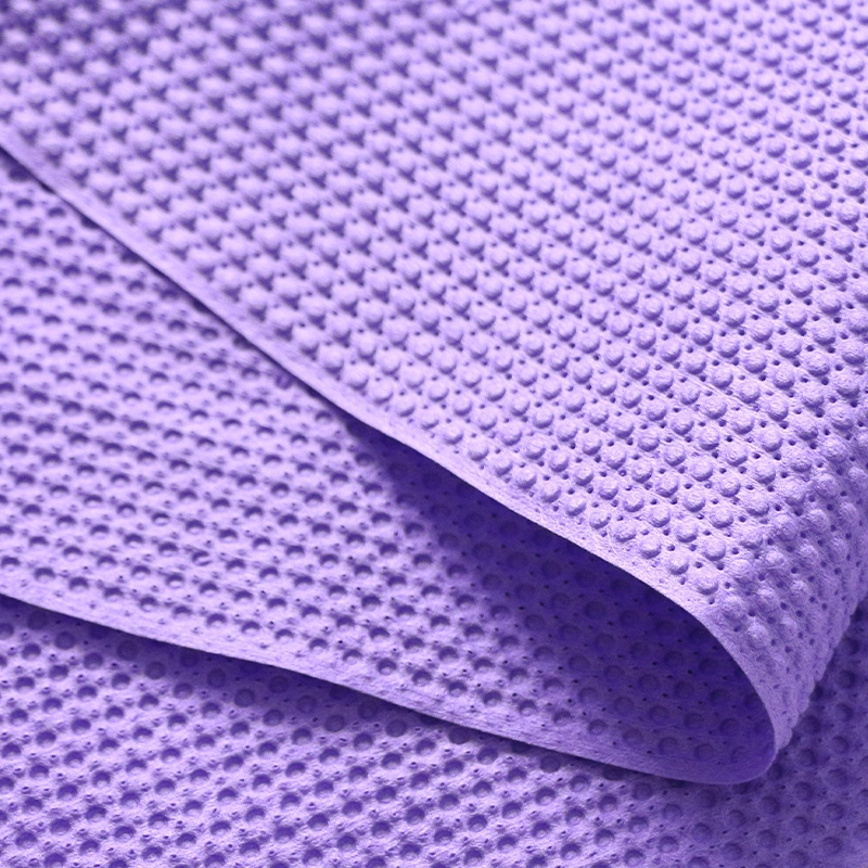 Fabrique de tissus non tissés en microfibre Embossed Spunlace non tissé tissu pour lingettes