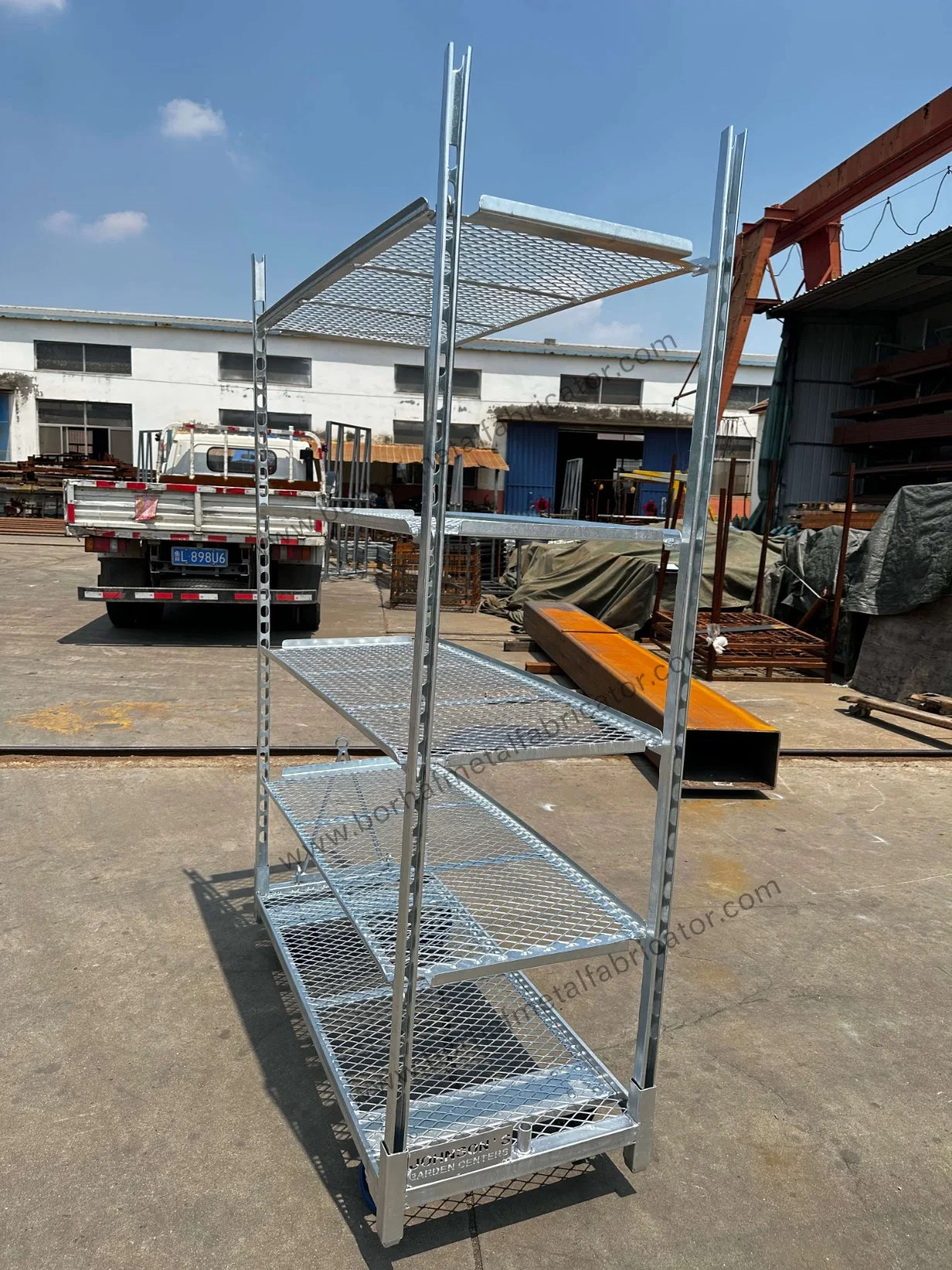 China's Finest Danish Trolley with Plywood Shelf - Precision Metal Punching Process