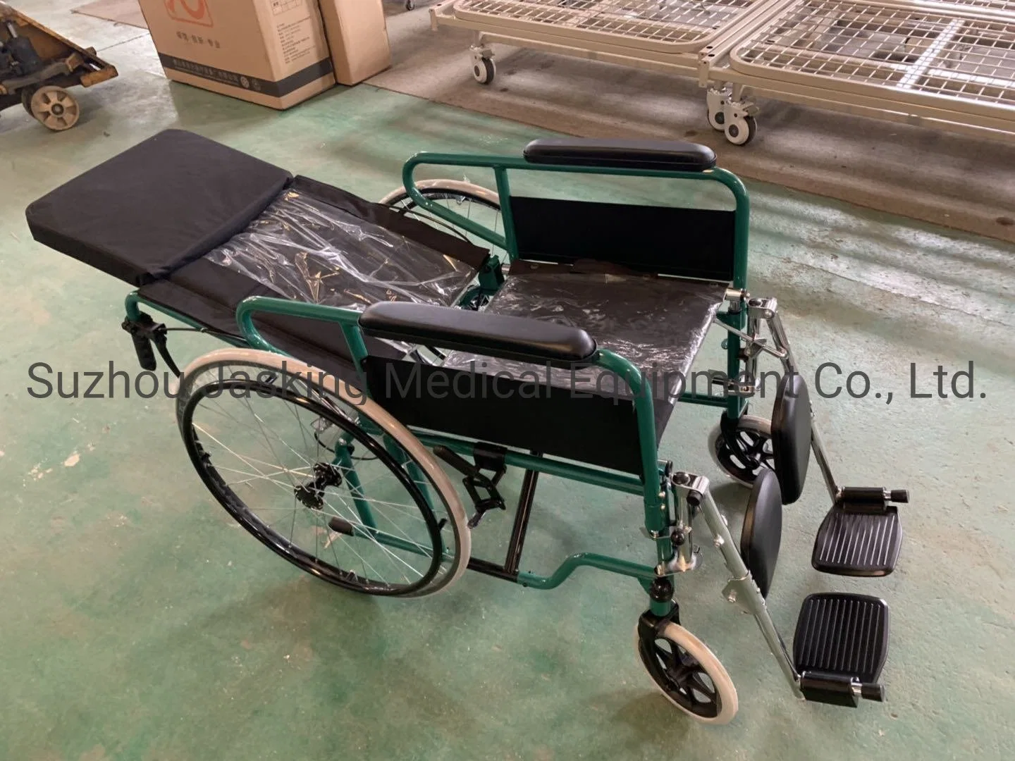 Powder Coating Steel Reclining High Back Manual Wheelchair (JX-864GC-46)