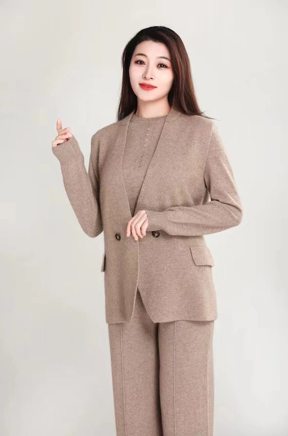 Sra. Zhaowuda Business Cashmere Coat Factory Direct Sales, Mongolia Interior, China