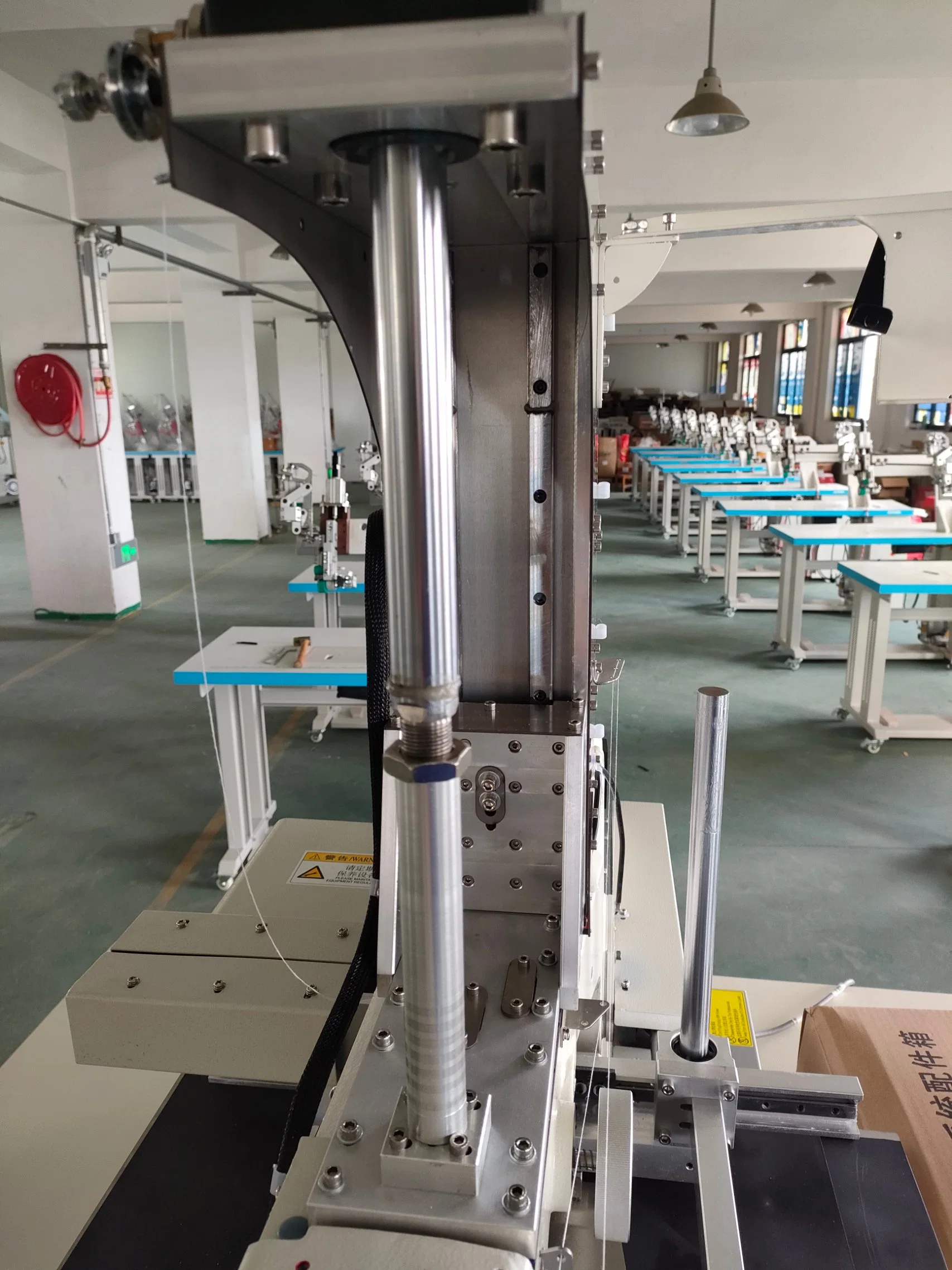 Zy2210bz Zoyer High Speed Cushion Stitching Bar Tacking Industrial Sewing Machine