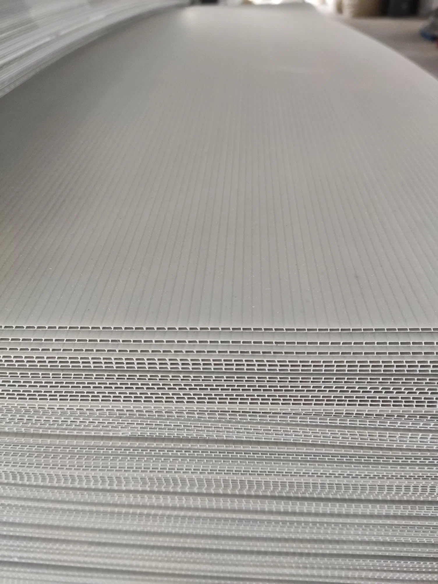 Affordable 2mm Polypropylene Corrugated Hollow Sheet for Floor Protection