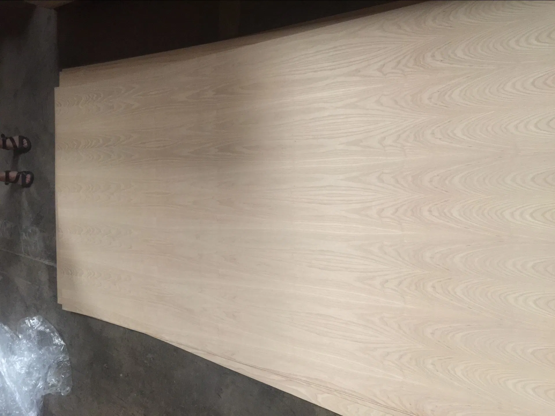 Natual Veneer Ash Fancy ФРМДФ Фанера