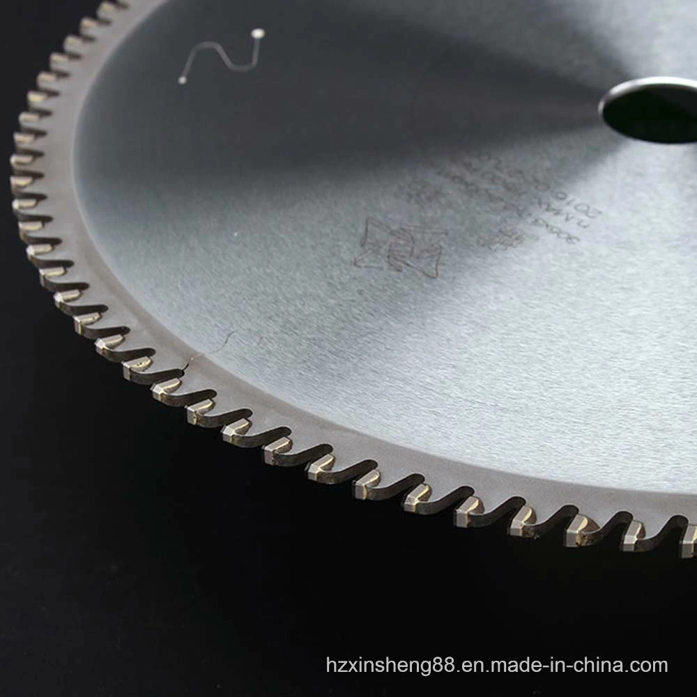 Pilihu Smooth Cutting 12 Inch PCD Wood Saw Blade for Cutting Particle Board