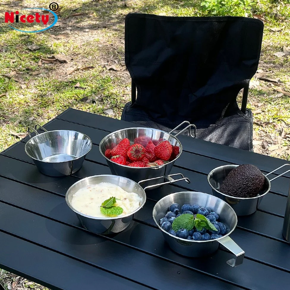 La comida al aire libre con barbacoa de ebullición taza de medir el calor tazón Camping Sierra de acero inoxidable taza con asa plegable colgantes