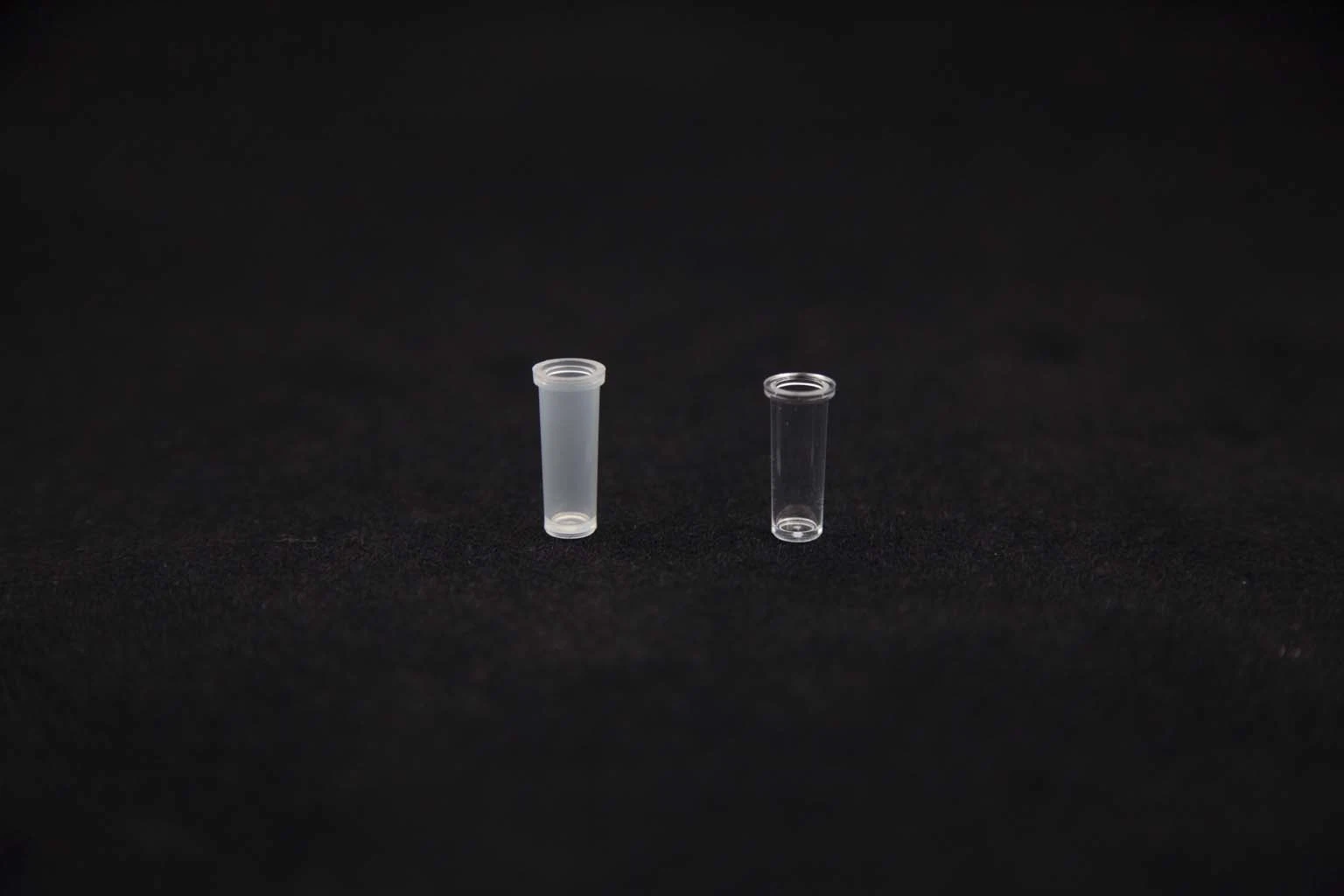 Cuvete de quartzo micro de 1,5 ml para laboratório, de 4,5 ml, com tampa descartável para fins médicos Produtos Taça em cuvete