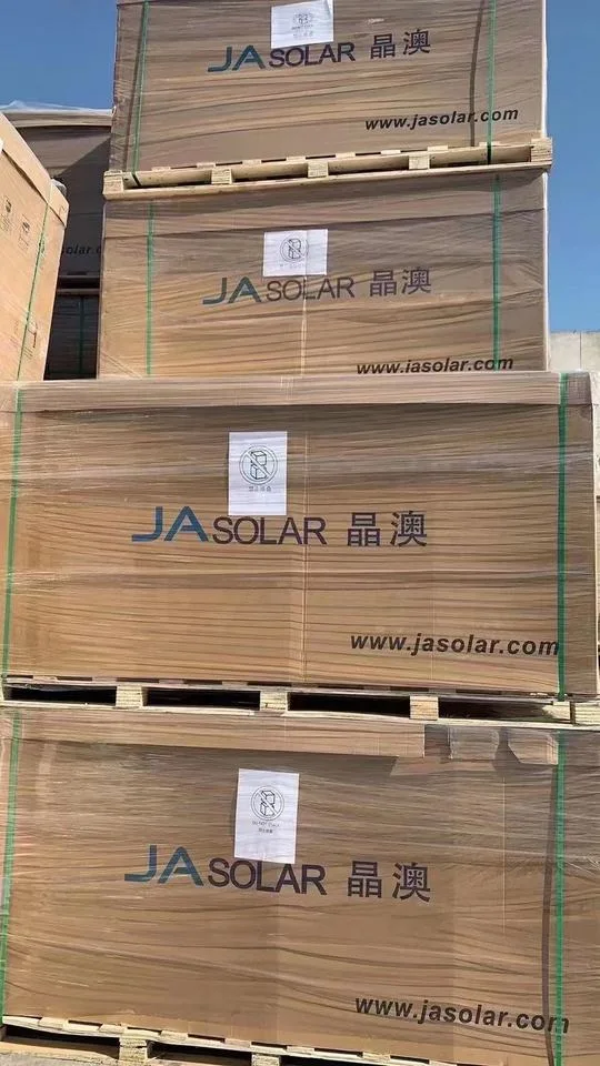 Ja Easy Installation Home Use Solar Panel 440W 445W 450W 455W 460W 465W Mono Half-Cut Stock Solar Panel with 25 Years Warranty