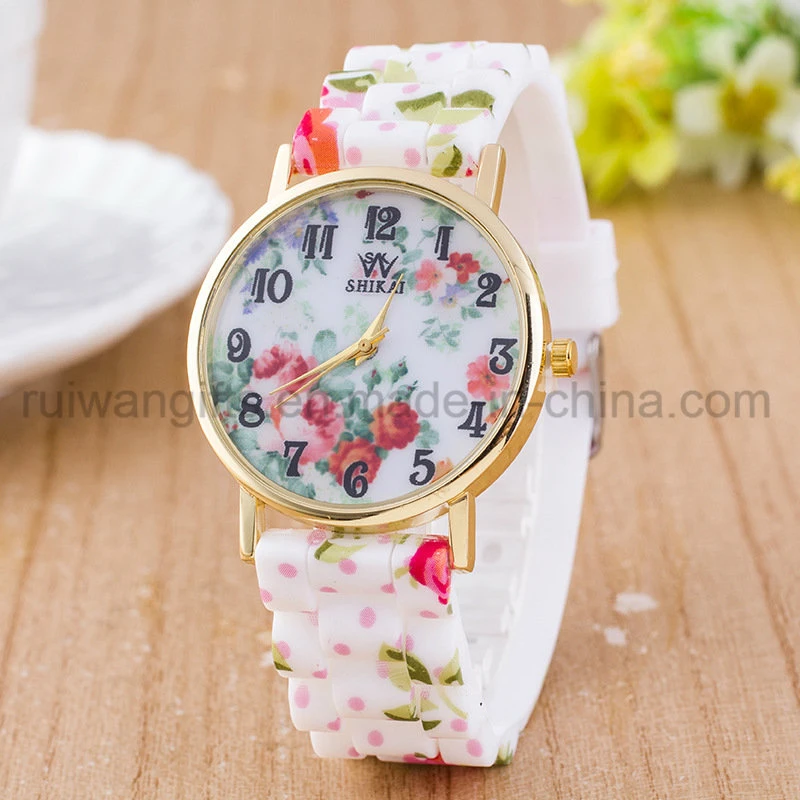 Chinese Stylish Design Watch with PU Leather Strap for Men and Women