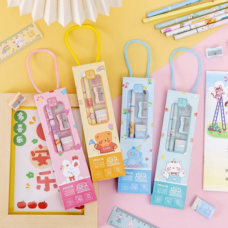 Cinco conjuntos de papelaria para a escola primária Caixa personalizada por grosso de artigos de papelaria promocional lápis borracha Régua