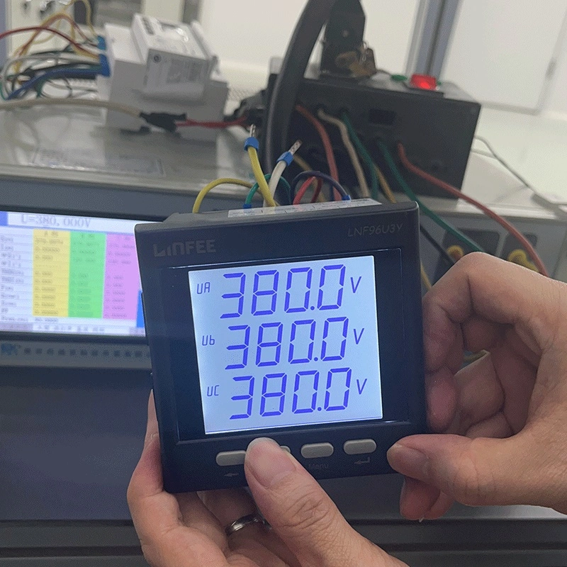 Drei Phasen RS485 Modbus Relaisausgang LCD Multi Function Digital Panelmeter mit I/U/P/Q/S/F/PF-Zertifikat