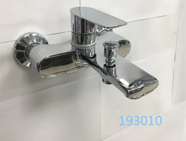 Building Materials Bathroom Faucet Wall Mounted Mixer Bath Faucet Factory Supply