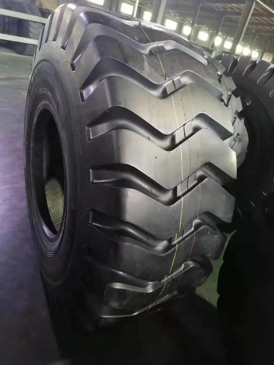 Hot Selling High quality/High cost performance Transport Heavy Duty Truck Tire Large Construction Vehicle Tires 29.5r25