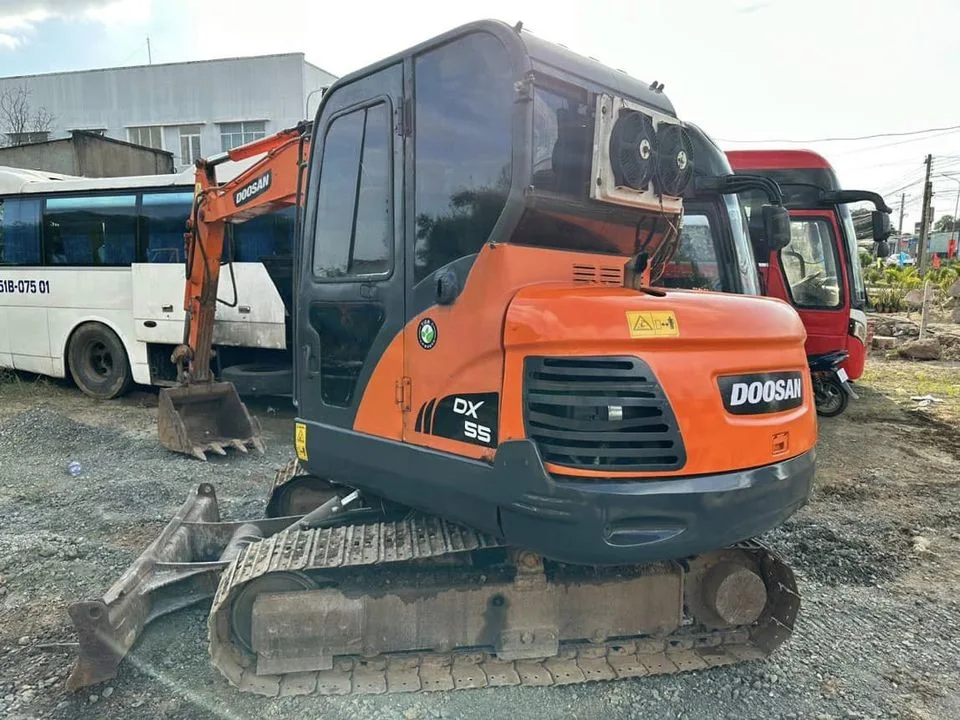 Low Price Used Doosan Dx55 in Stock