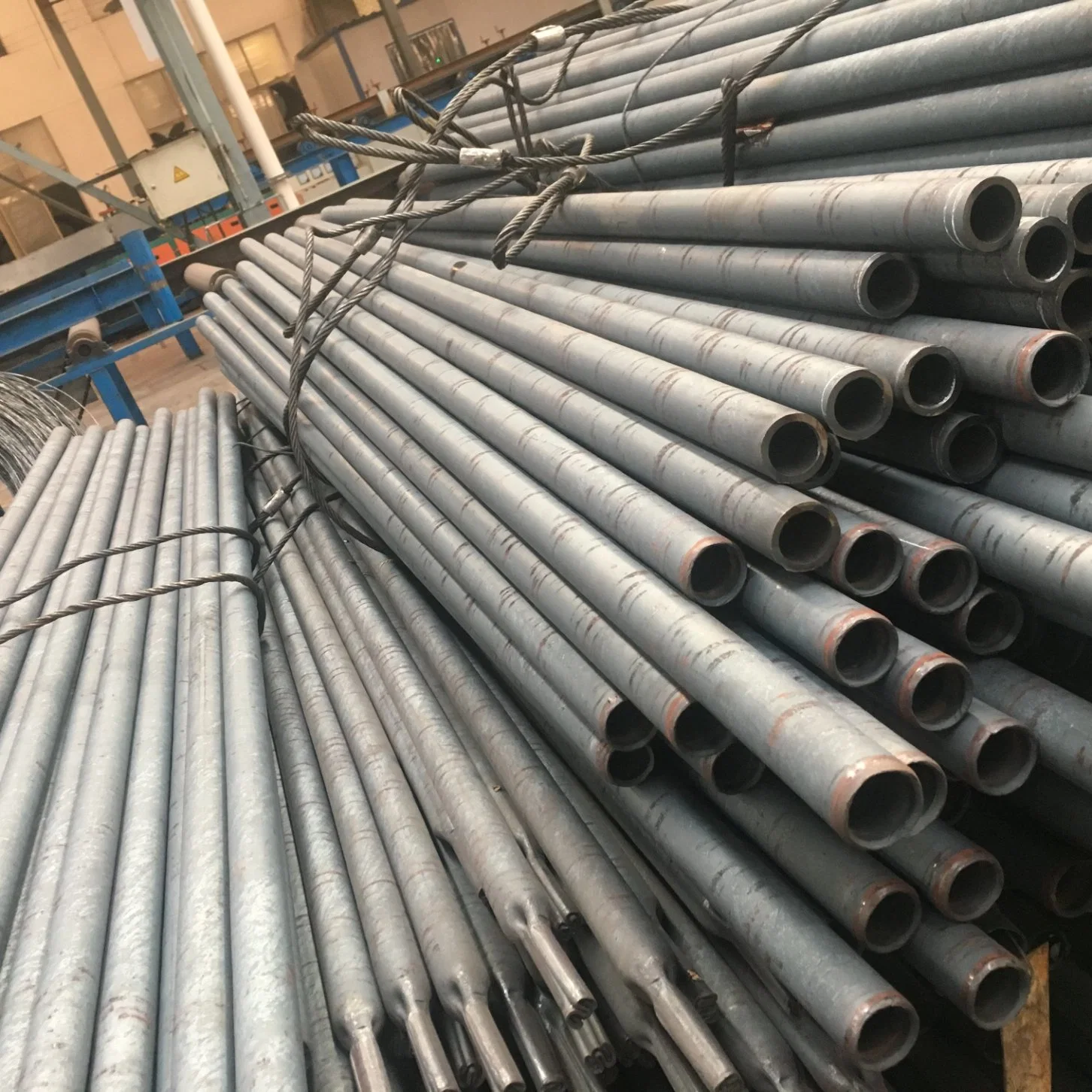 S235jr J0 Round Steel Pipe Carbon Steel Pipe Black Hollow Section Special Section Carbon Steel Seamless Pipe Welded Pipe