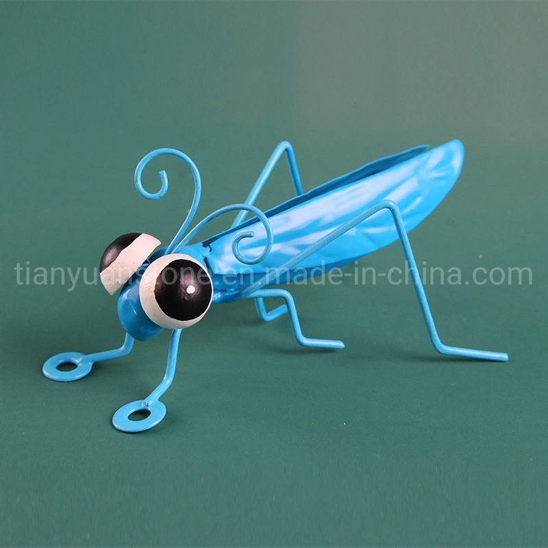 Eco-Friendly Emulational Iron Crafts Insect Sculpture Ornament Funny Children Gift Metal Locust Model Decor