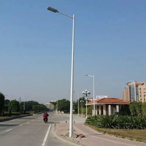 20 Years Warranty Customized Flag Electricity Stainless Steel Pole 5m Street Lamp Pole