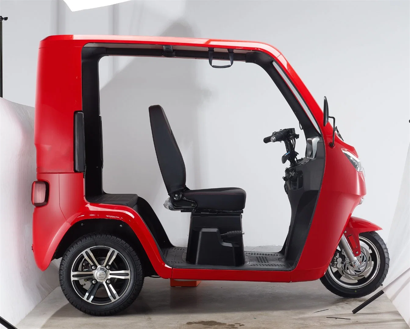 EEC Open Electric Tricycle Electric Scooter Mobility Scooter Tuktuk Van Turk