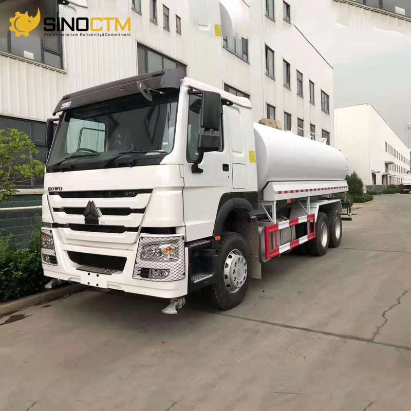 China nuevos y usados Sinotruck HOWO Euro2, 6X4 371CV el agua del depósito de camiones en venta