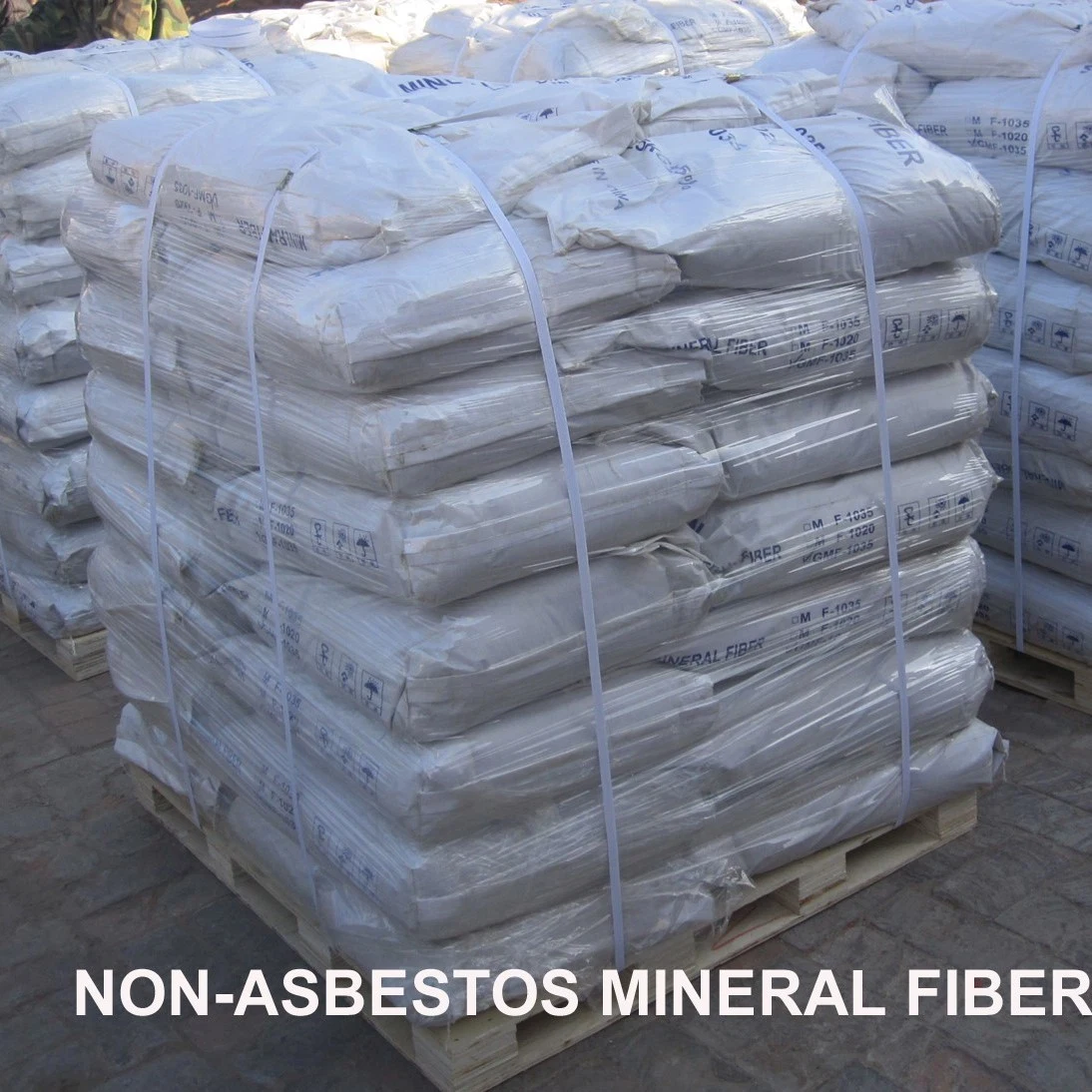 A fábrica de alimentação profissional acessório automático do painel de parede a pastilha do freio Autopeças forro de freio usado Non-Asbestos Fibra mineral Escórias Minerais Fibre