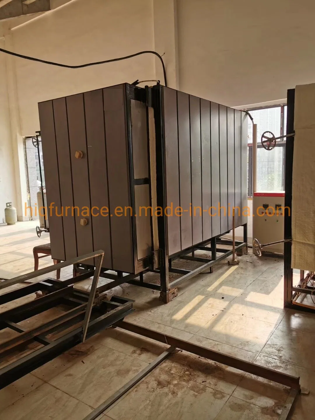 Pottery and Ceramic Shuttle Kiln for Home and School Use Shuttle Furnace for Pottery and Ceramic