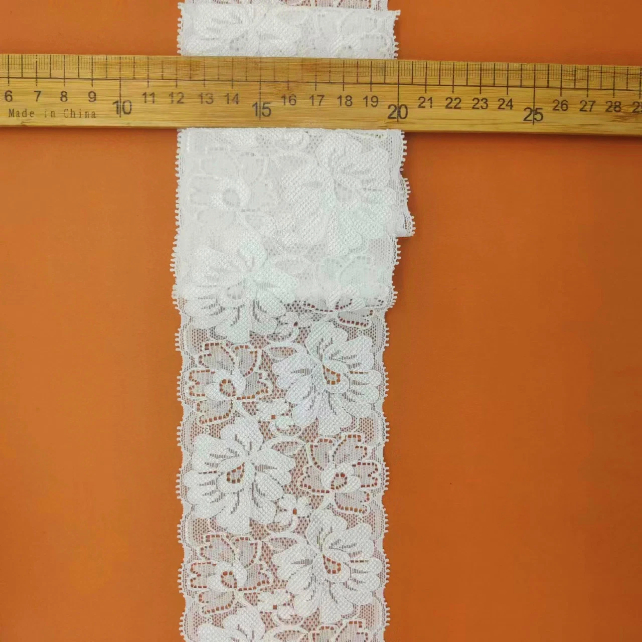 Custom Factory Elastic Nylon Knitted Garment Tricot Lace Wholesale/Supplier