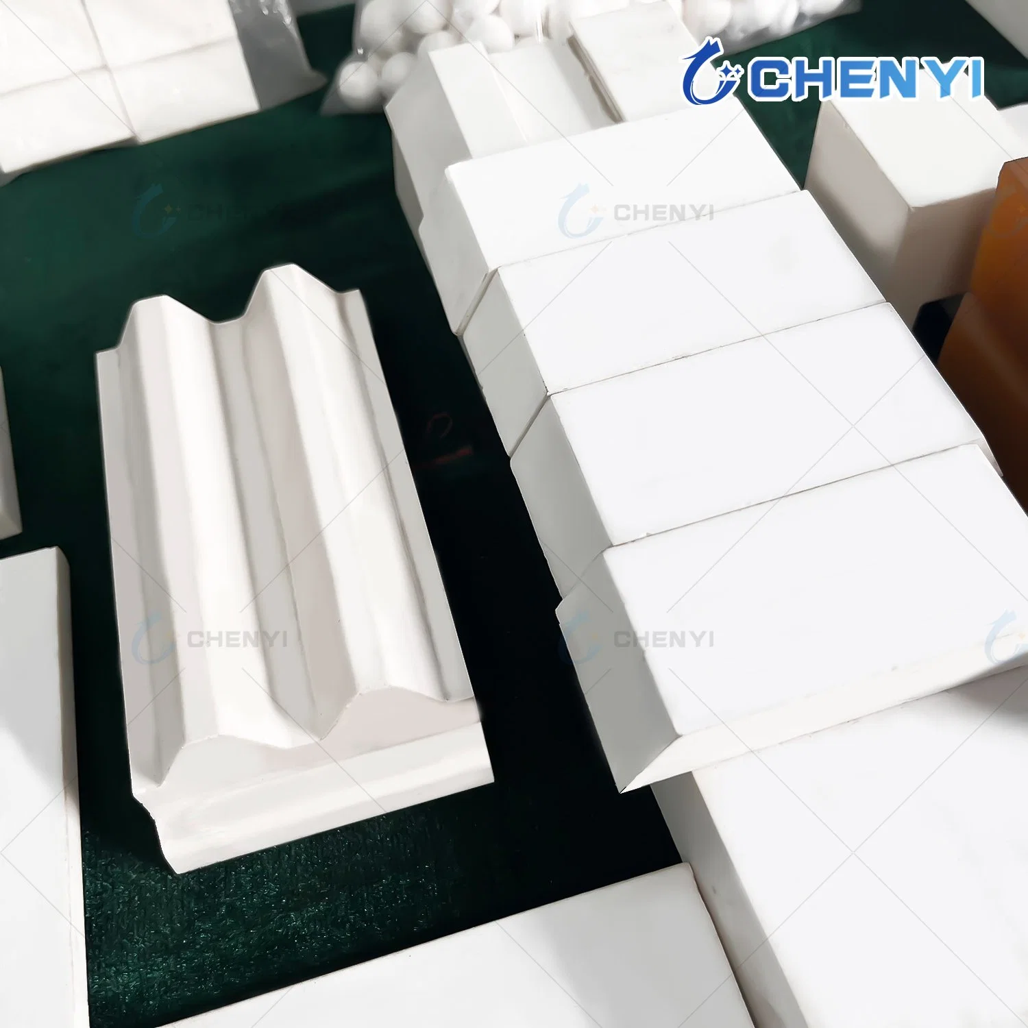 92% 95% Alumina Ceramic Square مستطيل طحن الطوب الماسيك البلاط اللوحة